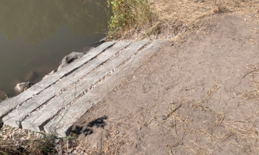concrete ramp into the portneuf river